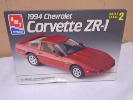 AMT 1994 Chevrolet Corvette ZR-1 Model Kit