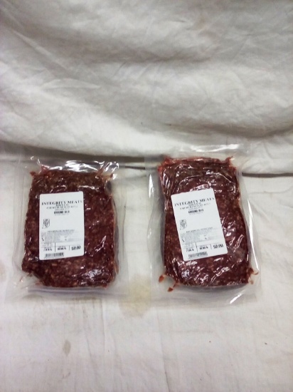 Two Packs of Freshly Made Ground Beef 2 Lbs per Pack it’s the Butchers Blend