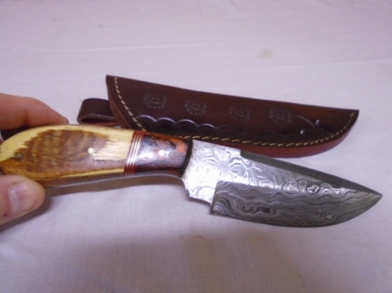 Custom Handmade Damascus Bladae Knife w/ Leather Sheave