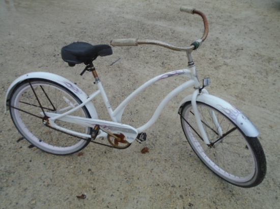 Electra The Betty Ladies Beach Cruiser Bicycle