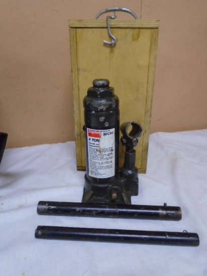 Dayton 4 Ton Hydraulic Bottle Jack