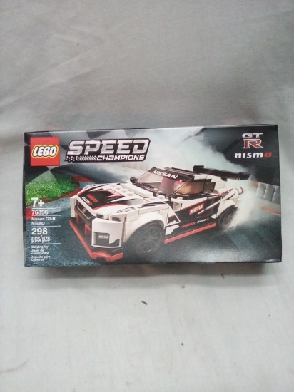 LEGO Speed Champions 298Pc Nissan GT R Nismo Ages 7+