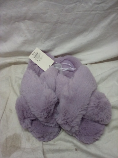 Women's House Slippers size 9/10