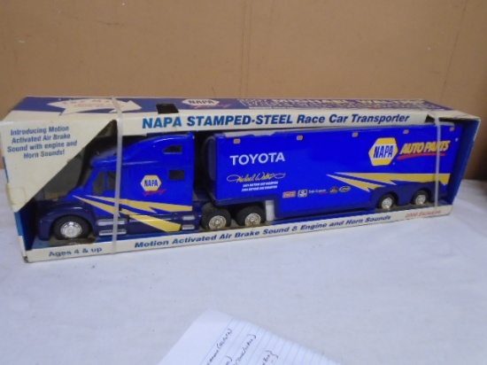 First Gear 2007 Micheal Waltrip Napa Stamped Steel Semi