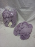 Qty. 2 Pair of Size 9/10 Large Ladies House Slipper