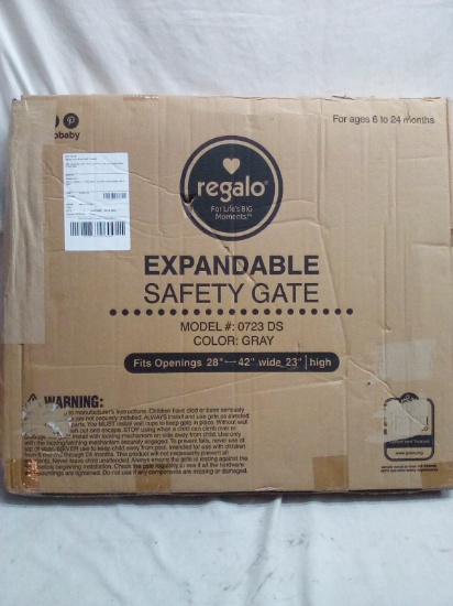 Regalo Gray 28”-42” Expandable Safety Gate