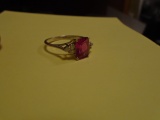 Ladies Sterling Silver Ring w/ Pink Stone