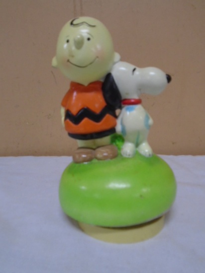 Vintage Peanuts Charlie Brown & Snoopy Music Box