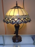 Beautiful Leaded Glass Shade Double Pull Chain Table Lamp