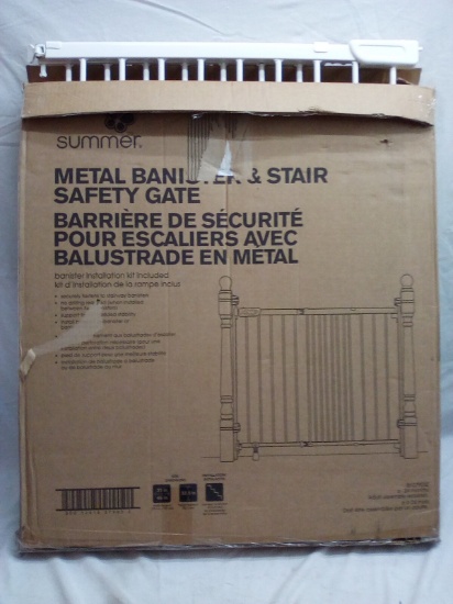 Summer White Metal Banister/ Stair 31-46” Safety Gate