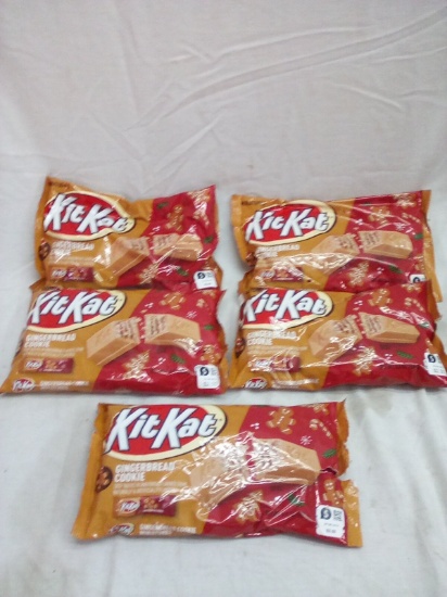 Lot of 5 KitKat Gingerbread Cookie Mini 6.9Oz Bags