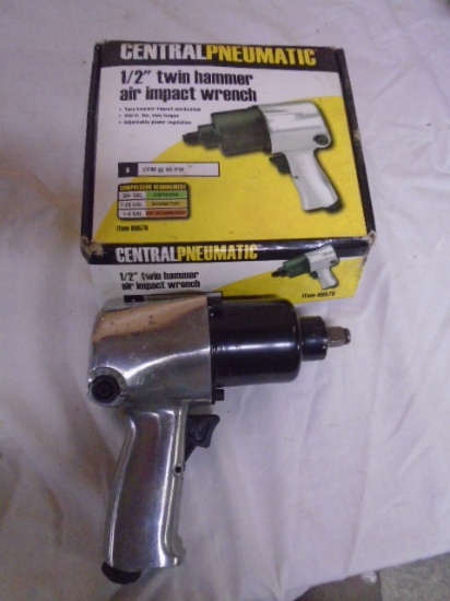 Central Pneumatics 1/2in Twin Hammer Air Impact Wrench