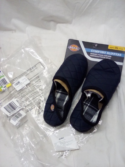 Dickies Men's XL Memory Foam Cushion Indoor/Outdoor Slippers- MSRP $38