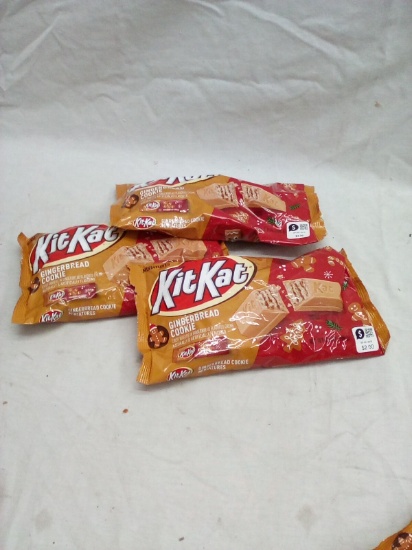 3 packages of Gingerbread cookie KIT KAT