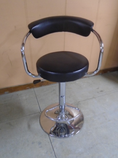 Adjustable Height Retro Style Hydrolic Bar Stool