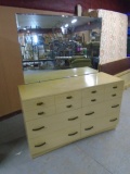Thomasville 6 Drawer Dresser w/ Mirror
