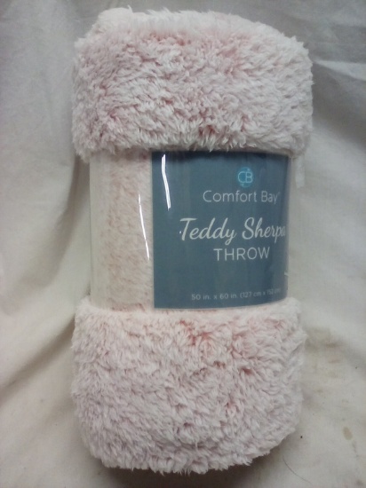 Comfort Bay Teddy Sherpa 50"x60" Throw Blanket- Baby Pink