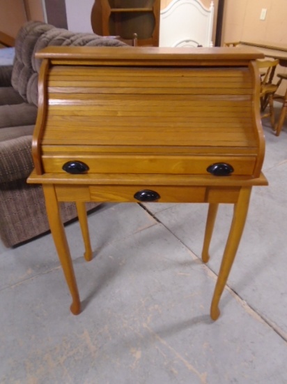 Small Oak Roll Top Desk w/ Drawer & Drawers and Cubbies Inside