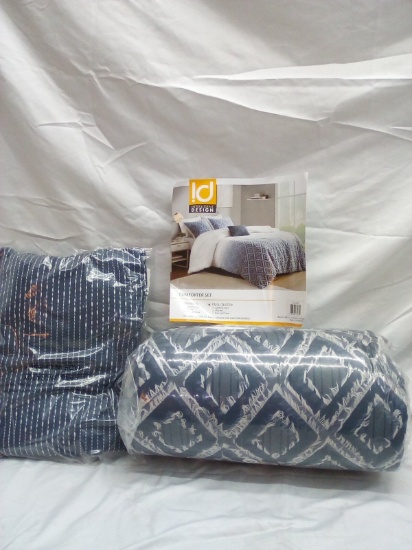 Intelligent Design Full/Queen Comforter set 2 shams and 1 decorative pillow