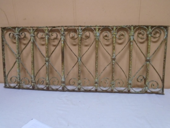 Rustic Iron Fence Décor Piece