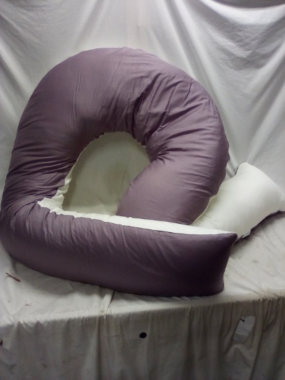 Queen Rose Cuddle/ Body Contour Pillow