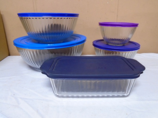 5pc Set of Pyrex Glass Bowls & Rectangular Baker w/ Lids