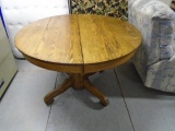 Round Antique Oak Pedistal Dining Table
