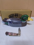 1995 Limited Edition 1 of 7500 Numbered United Wildlife Series Wooden Duck & Lockblade Set
