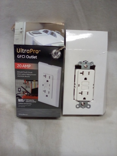 UltraPro 20AMP White GFCI Outlet