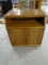 Small Oak Cabinet w/2 Doors on Bottom