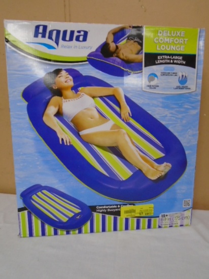 Aqua Deluxe Comfort Lounge