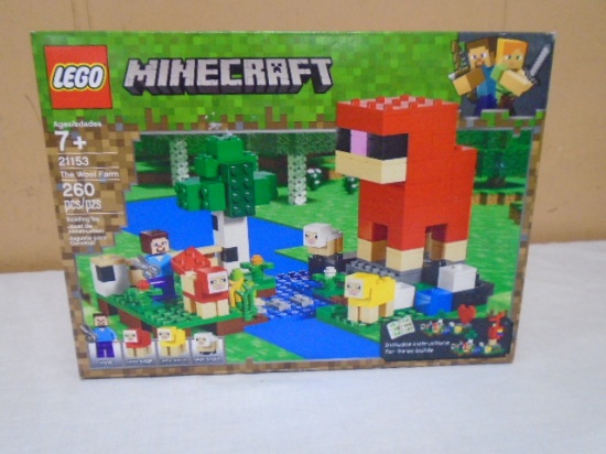 Lego Minecraft "The Wool Farm" 260 Pc. Set