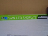 2 Packs of Brand New 30in/14 Watt LED Shoplites