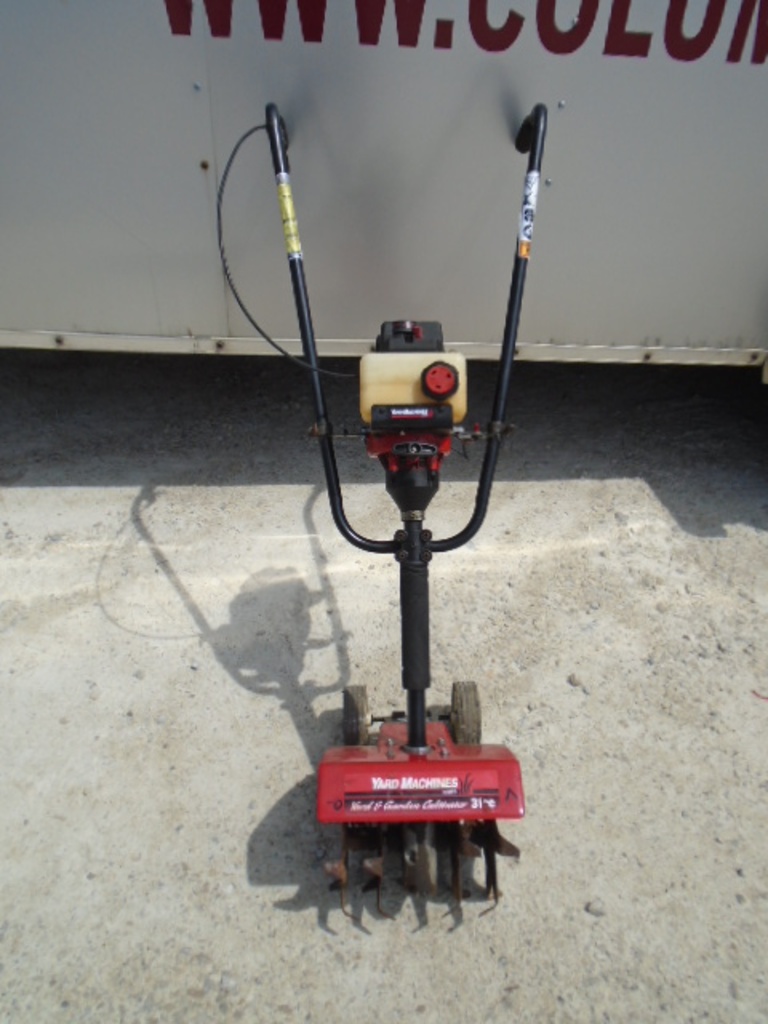 MTD Yard Machines 31cc Gas Powered Cultivator | Online Auctions | Proxibid