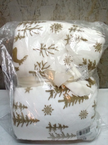 Kringle Express Super Oversized 60x70 Winter Forest Throw, Gold