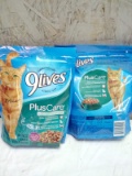 9 Lives Plus Care Cat food 12ozx2