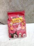 Purina Friskies Cat Food 3.15 lbs Gravy Swirlers