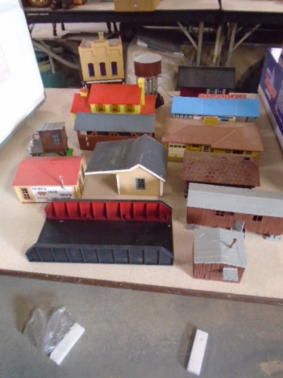 Large Group of Train Set Buildings & Accessories