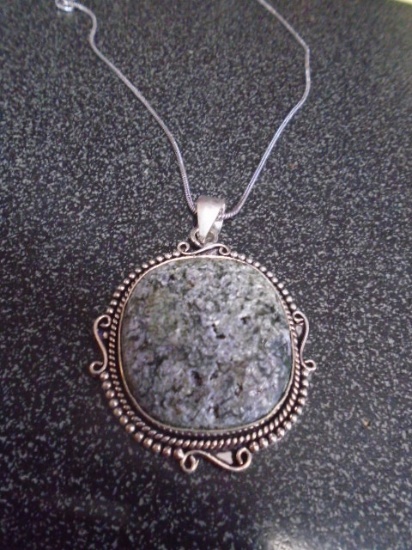 Ladies German Silver & Serpenite Pendant & Necklace