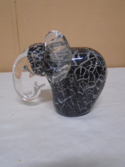 Beautiful Art Glass Elephant