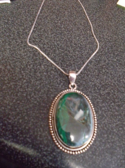 Ladies German Silver & Malakite Pendant w/ Necklace