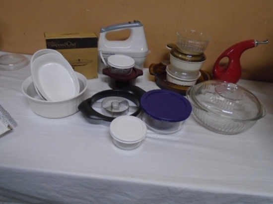 Large Group of Kicthenware & Bakeware