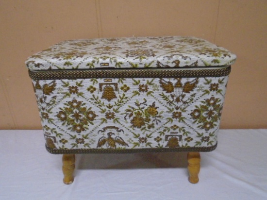 Vintage Hawkeyes Redman Standing Sewing box