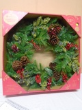 32in Pre-Lit Evergreen Wreath