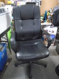 Black Leather Rolling Office Desk Chair