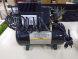Central Pneumatics 2 Gallon/100 PSI Air Compressor w/ Hose & Tire Chuck