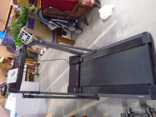 Proform 590 TL Low Profile Treadmill w Manual Proxibid