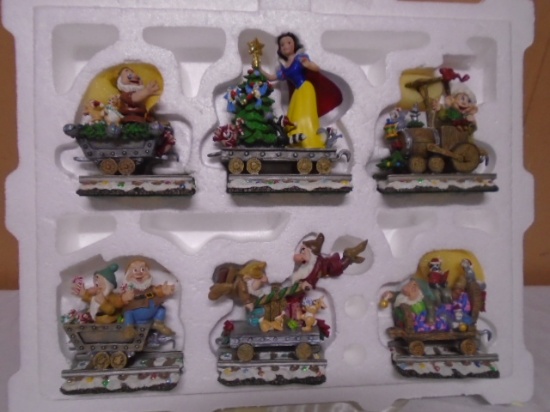 6pc Danbury Mint Disney Snow White Holiday Express Train