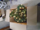 (5) 9ft Lighted Garlands