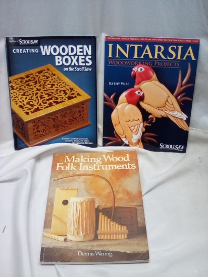 Scrollsaw Woodworking Books & Making Wood Folk Instruments.